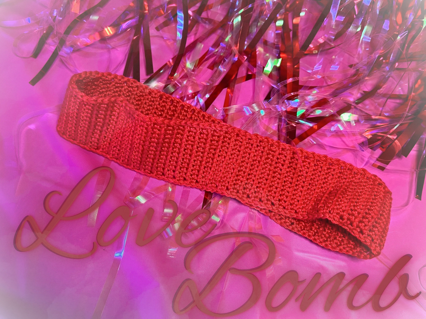 Lover Ear Warmer Love Bomb